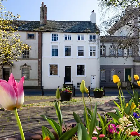 The Admiral's Whitehaven